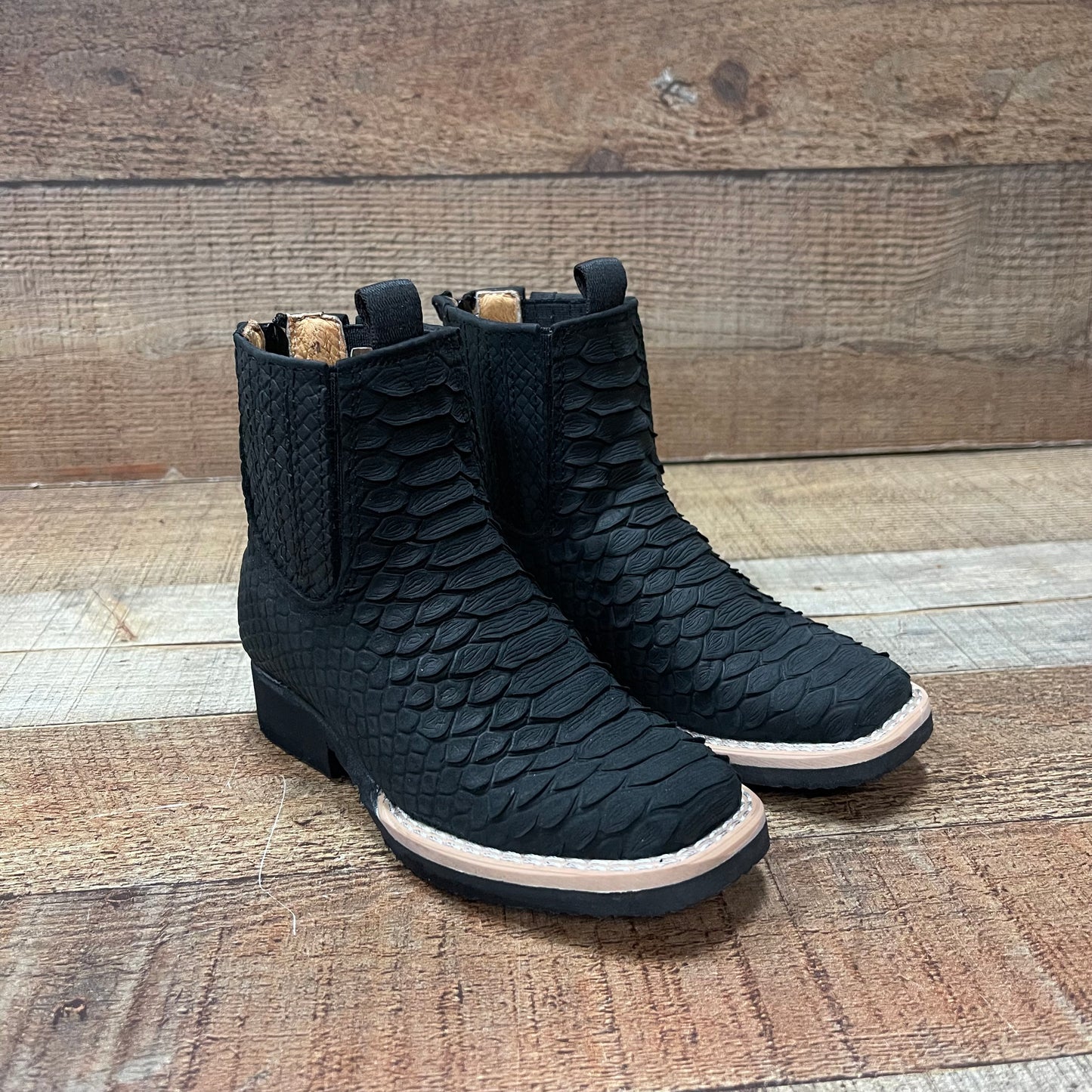 Botas vaqueras de rodeo para niño, precio estimado: 550