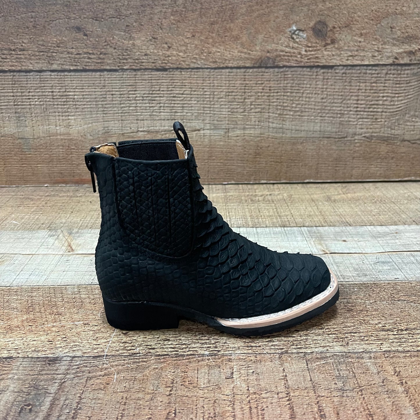 Botas vaqueras de rodeo para niño, precio estimado: 550