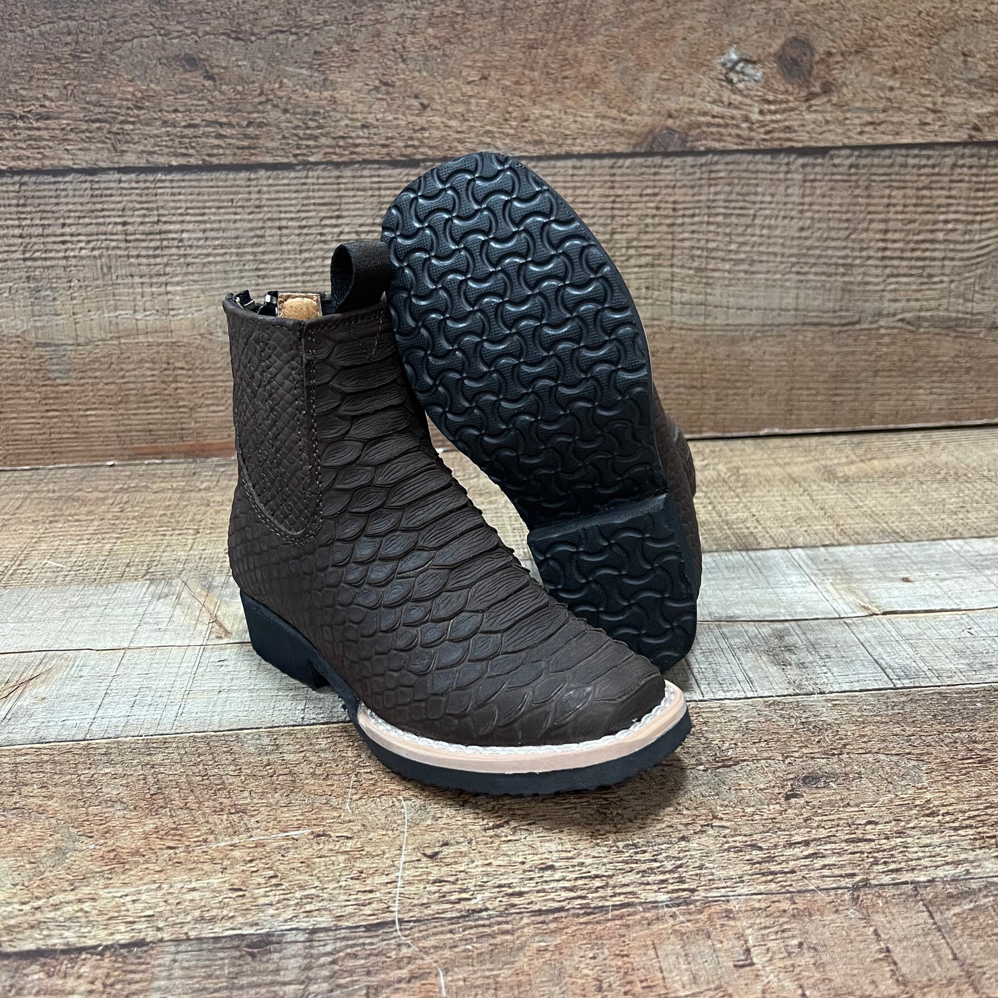 Botas vaqueras de rodeo para niño, precio estimado: 550