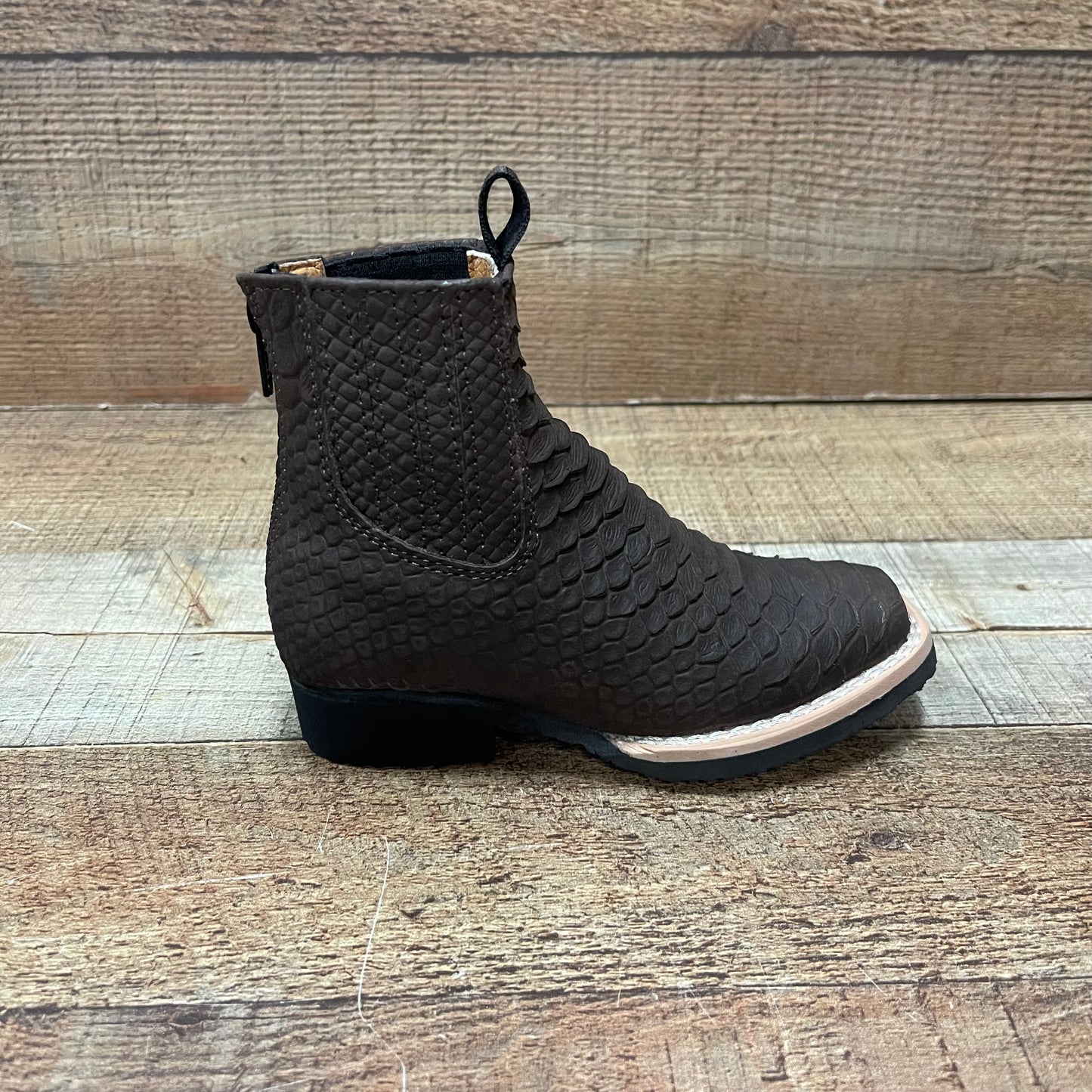 Botas vaqueras de rodeo para niño, precio estimado: 550