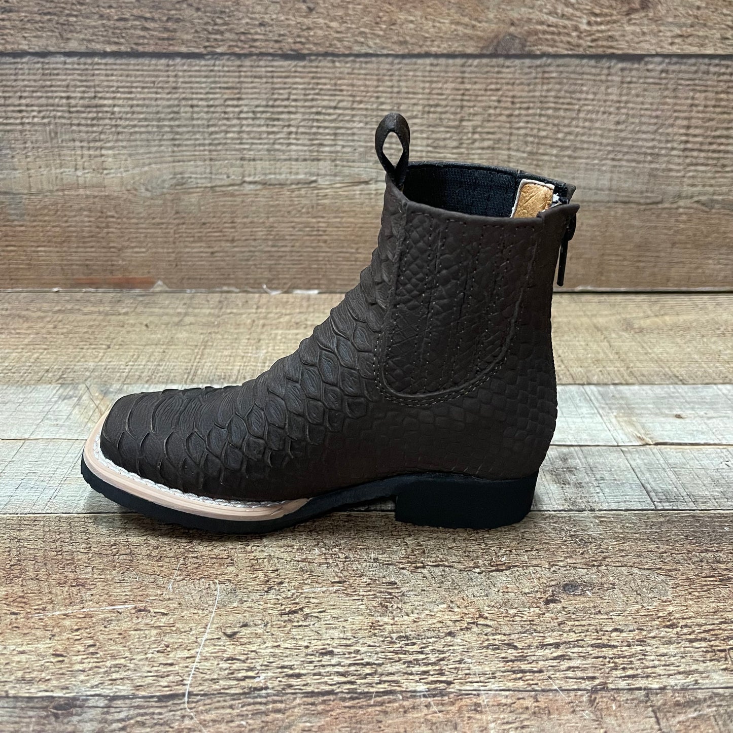 Botas vaqueras de rodeo para niño, precio estimado: 550