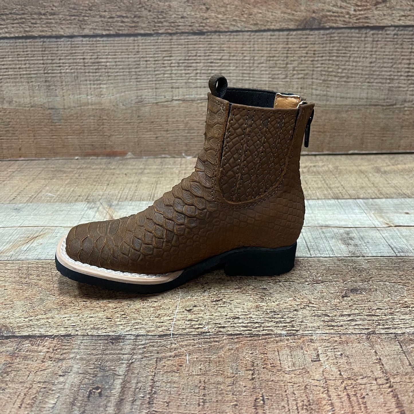 Botas vaqueras de rodeo para niño, precio estimado: 550