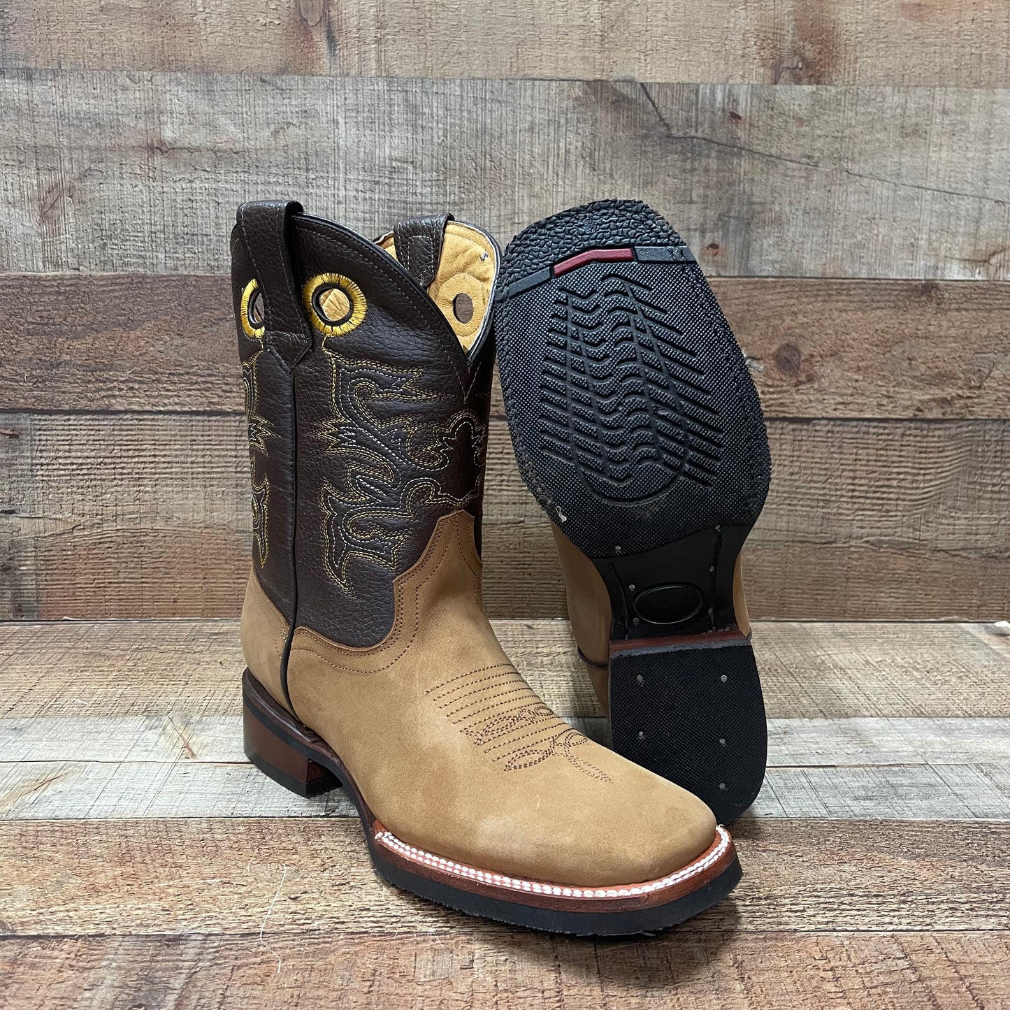 Botas de vaquero de rodeo con punta cuadrada para hombre, precio estimado 900, Bota Punta Bulldog