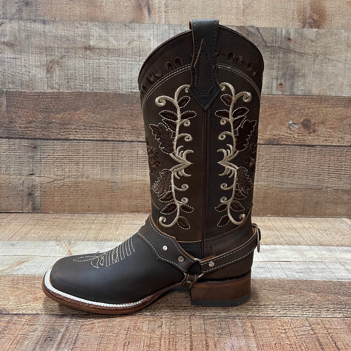 Bota vaquera rústica para mujer con arnés desmontable Bota Vaquera Dama Est.108
