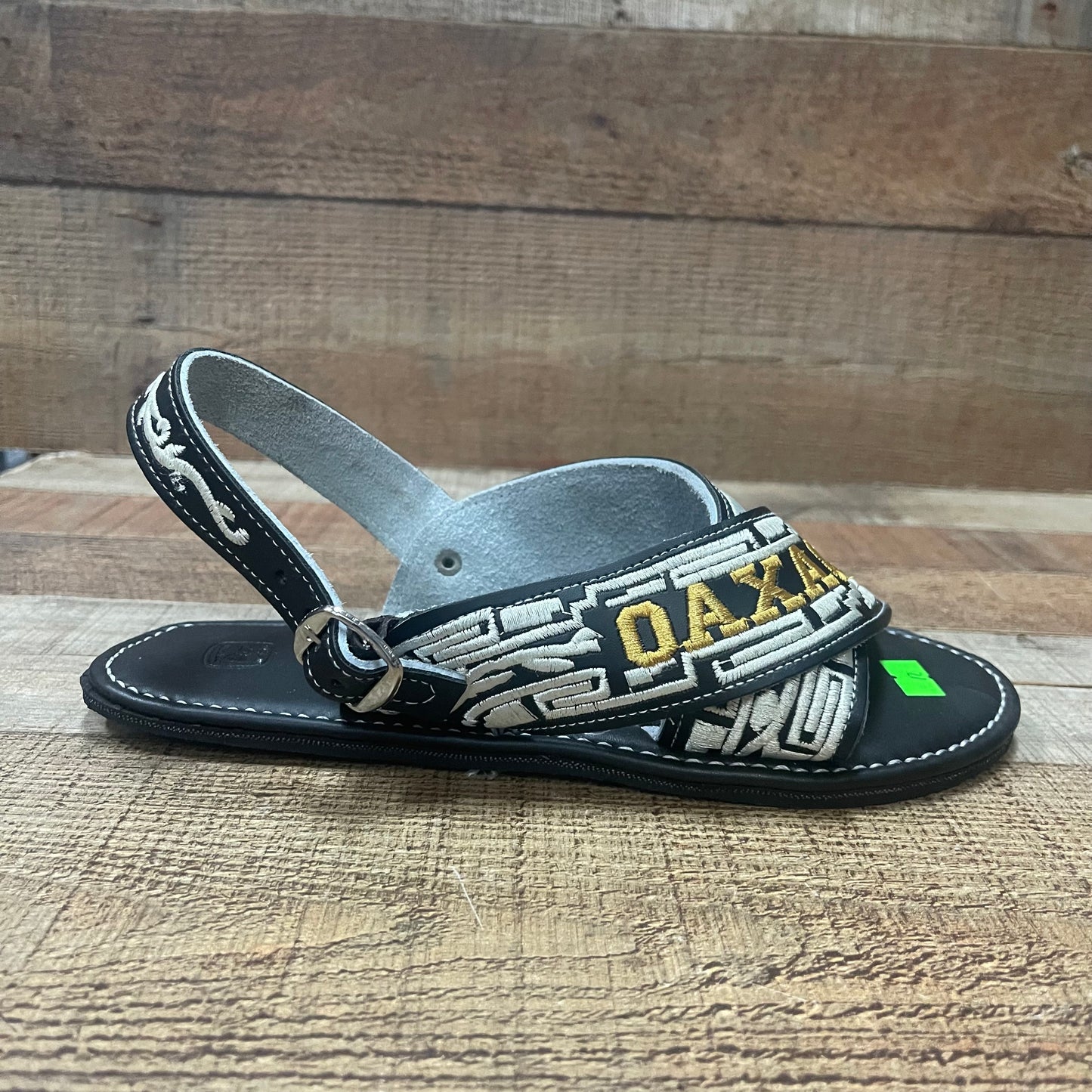 Huarache Cruzado acolchado de cuero mexicano para hombre