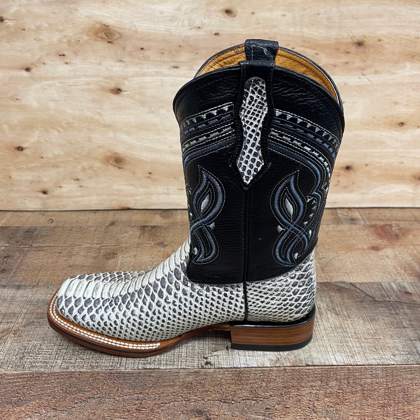 Botas de piel de vaca auténtica con estampado de pitón estilo vaquero occidental para hombre, precio estimado 695 Piton