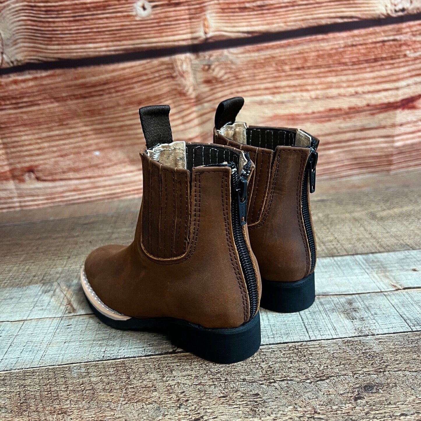Botas vaqueras de rodeo para niño, precio estimado: 550