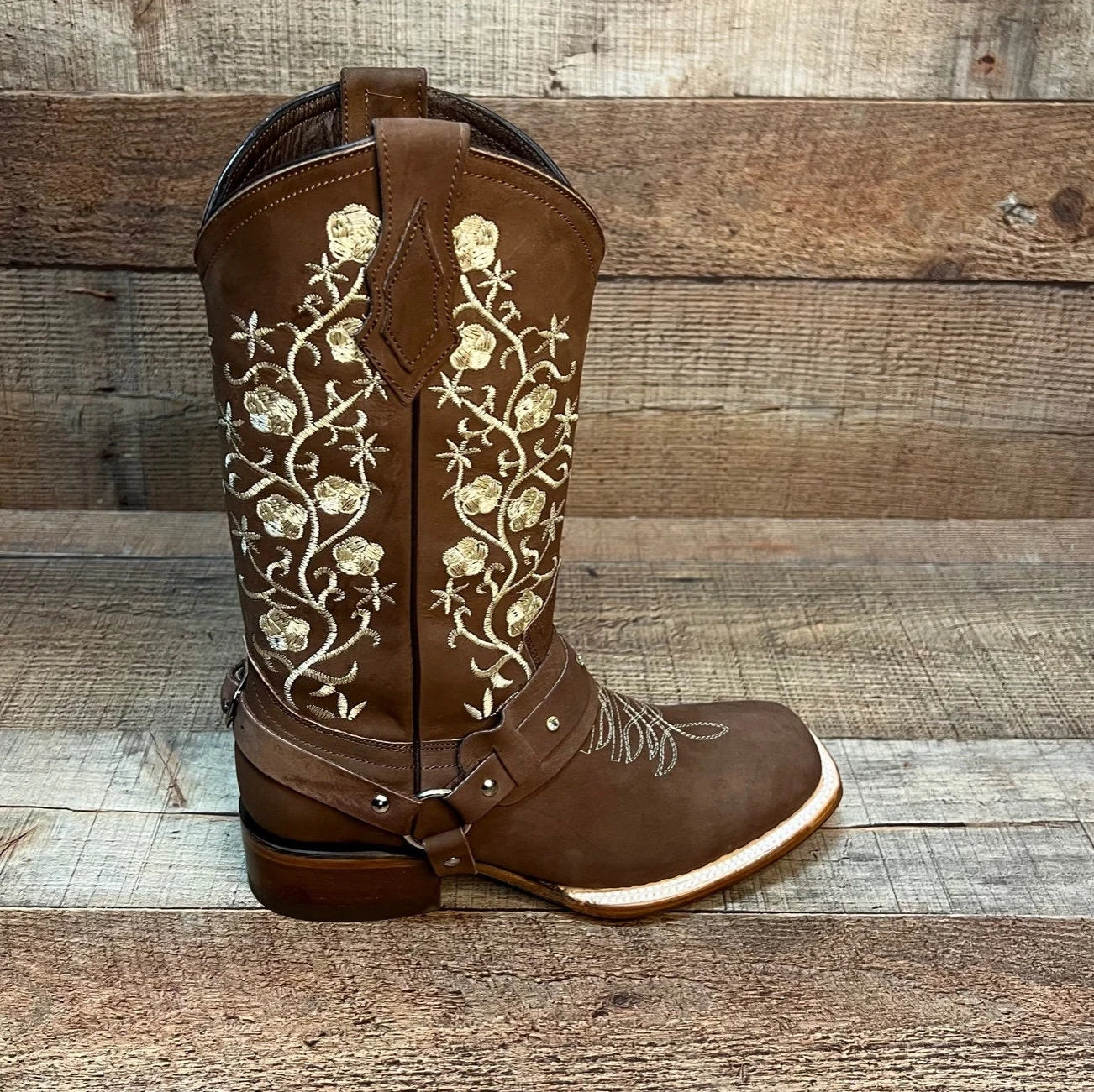 Bota vaquera rústica para mujer con arnés desmontable Bota Vaquera Dama Est.108