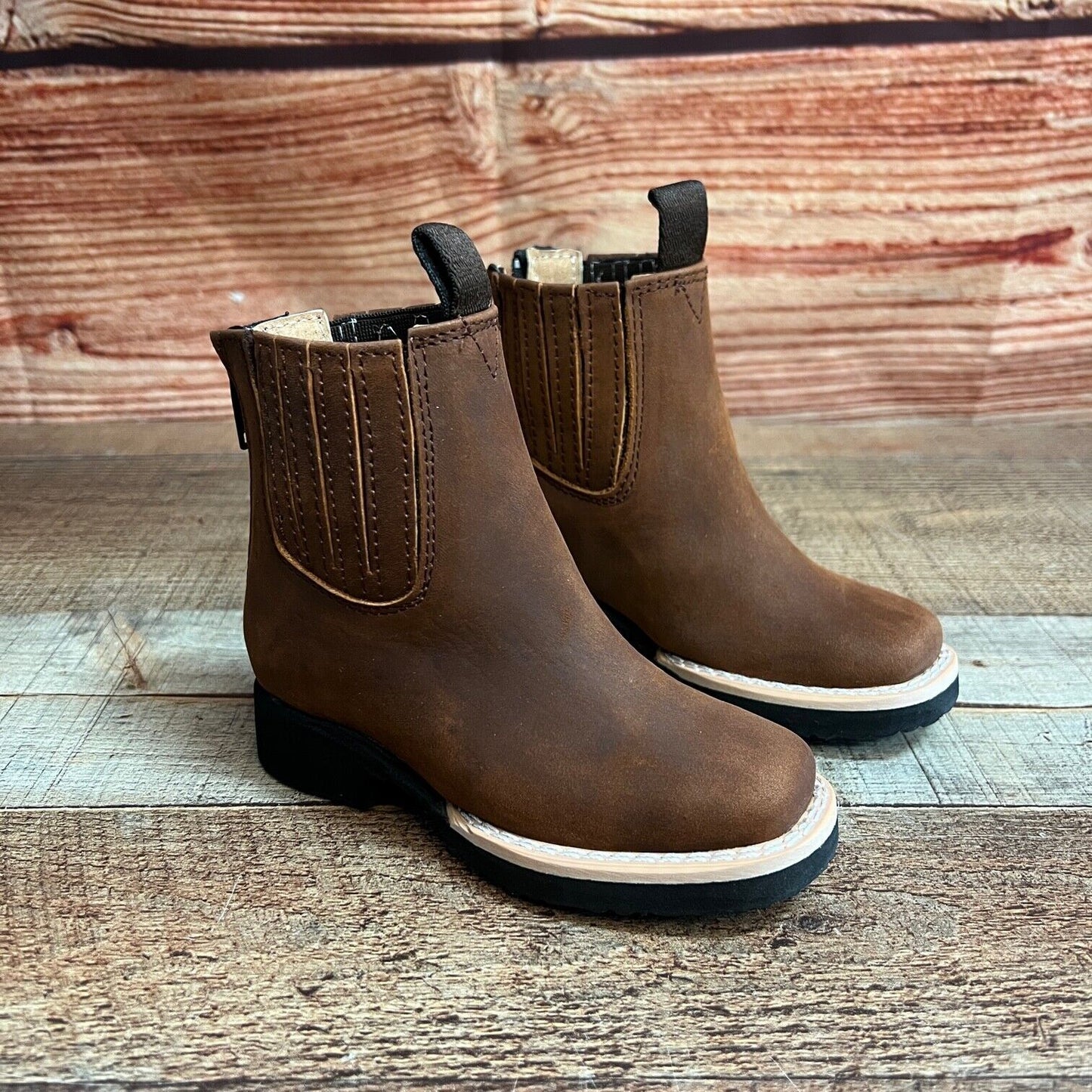 Botas vaqueras de rodeo para niño, precio estimado: 550
