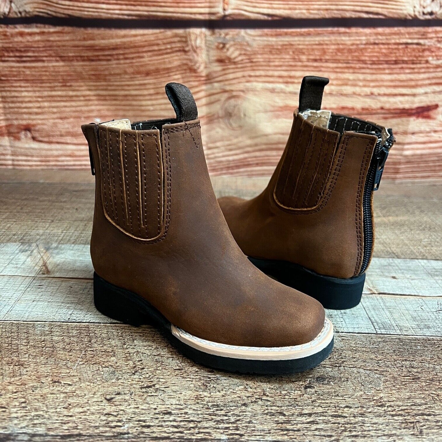 Botas vaqueras de rodeo para niño, precio estimado: 550