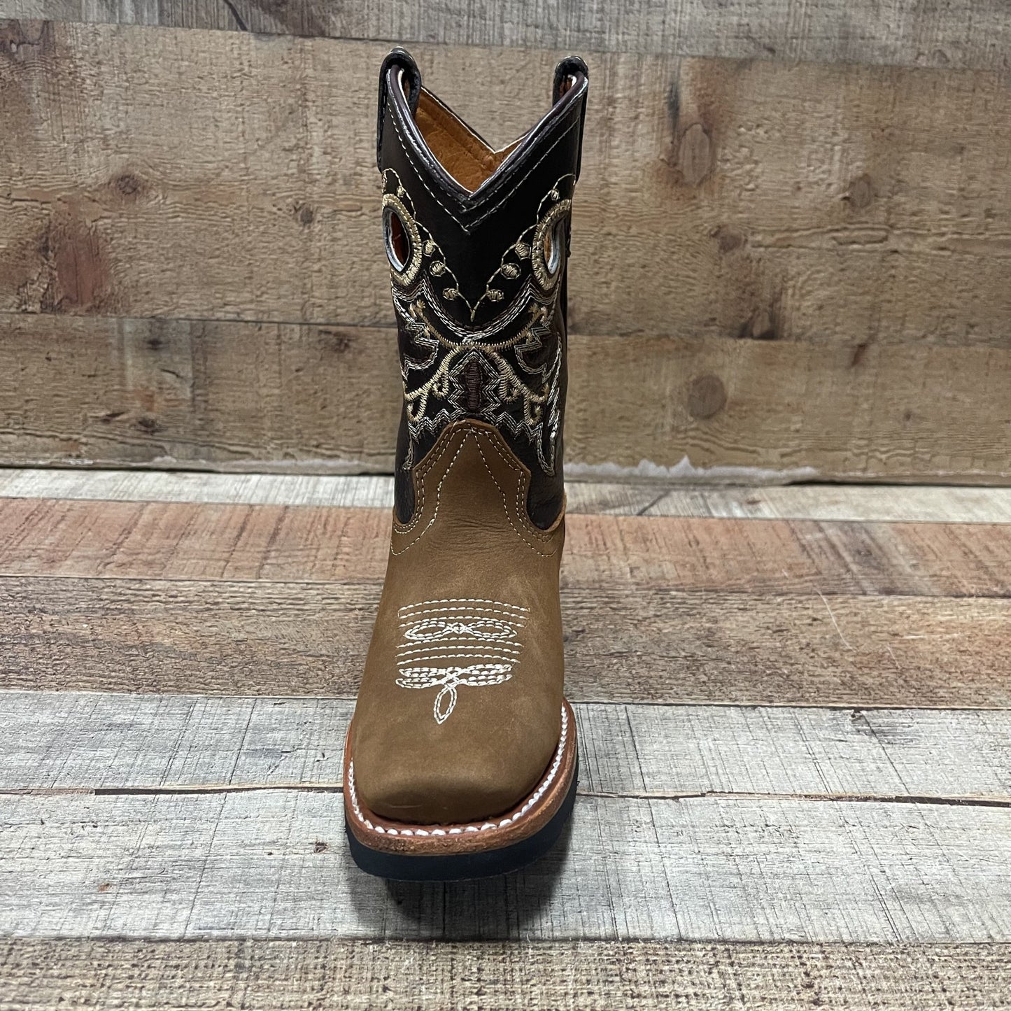 Botas vaqueras de rodeo para niño, precio estimado: 550
