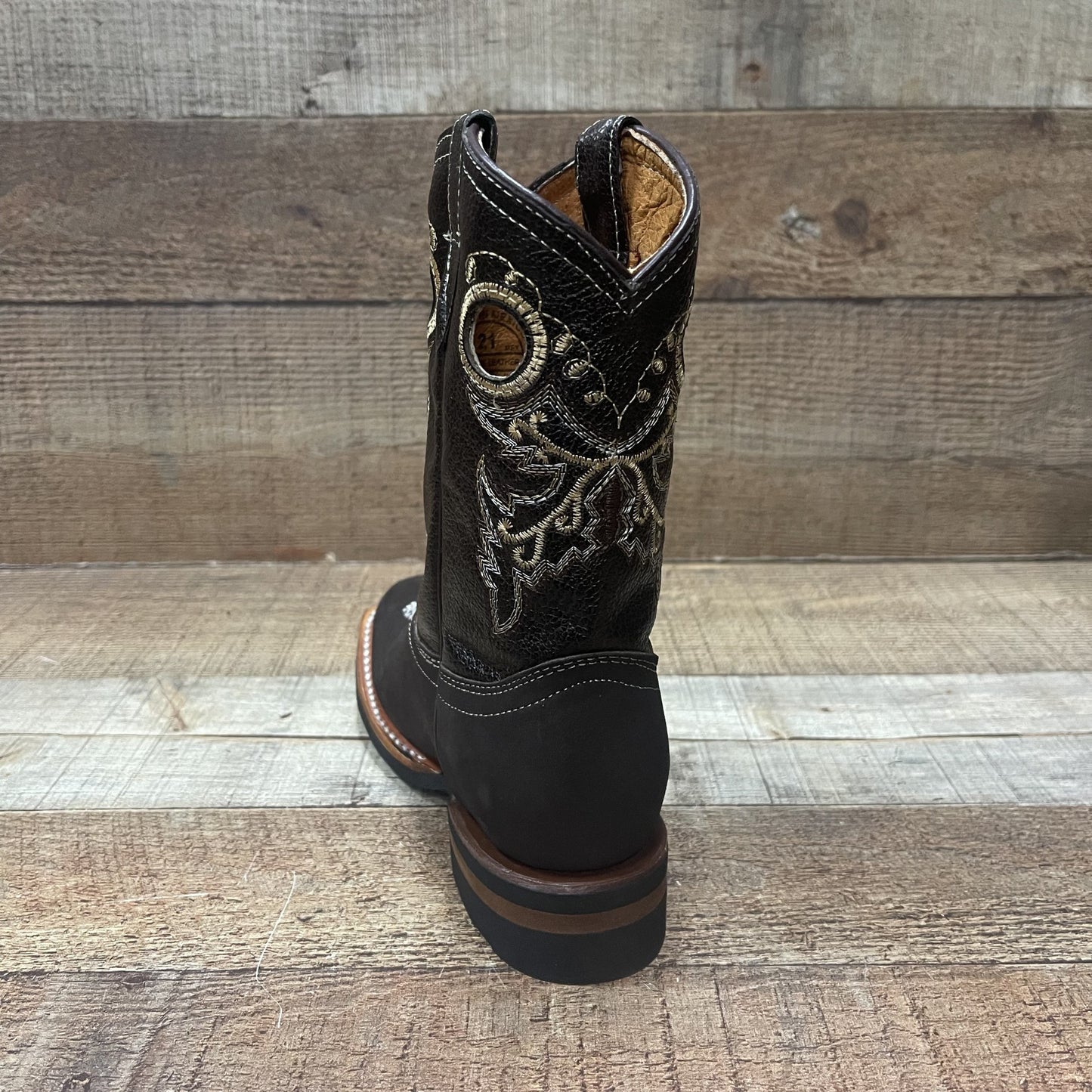 Botas vaqueras de rodeo para niño, precio estimado: 550