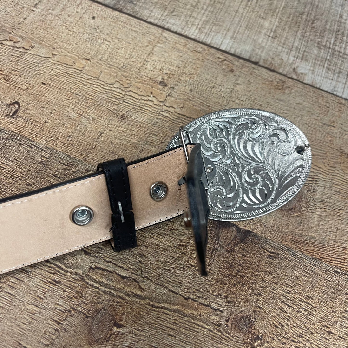 Women's Western Cowgirl Genuine Leather Belt Round Buckle with Rhinestones Design