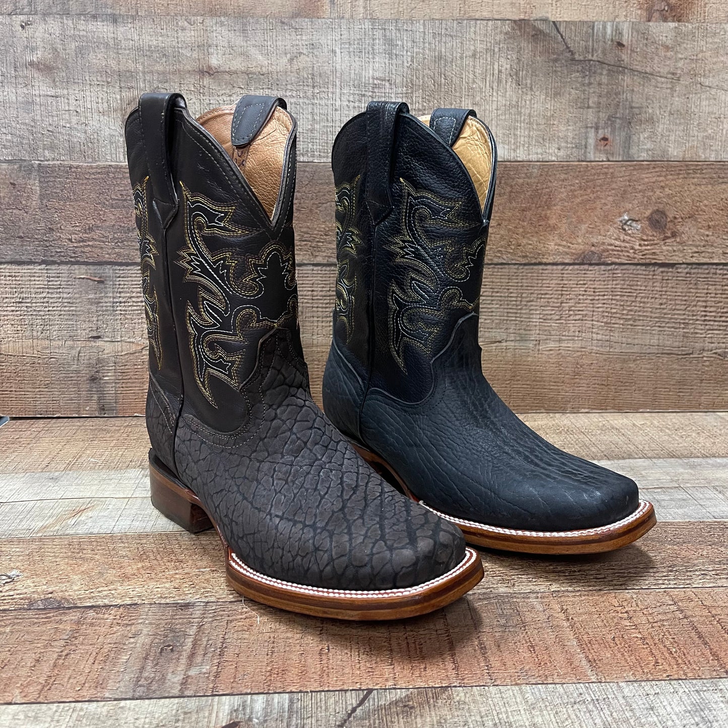 Men's Western Cowboy Genuine Bulls Neck/ Cuello de Toro Square- Toe Boots Est.722