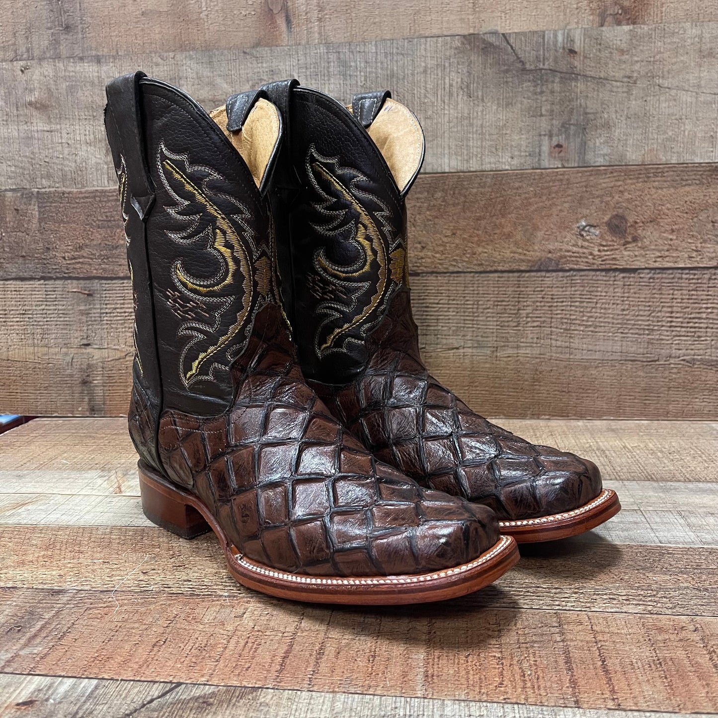 Men's Cowboy Western Fish Print Square Toe Boots Botas de Pescado Est. 722/700 Piraruco