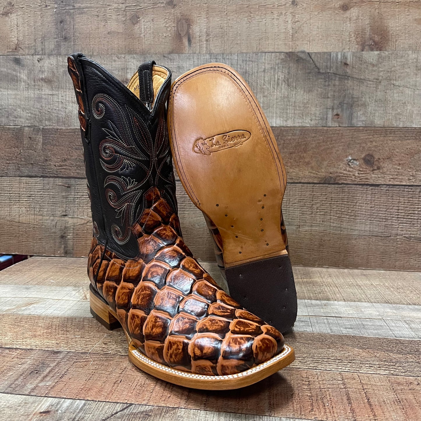 Men's Cowboy Western Fish Print Square Toe Boots Botas de Pescado Est. 722/700 Piraruco