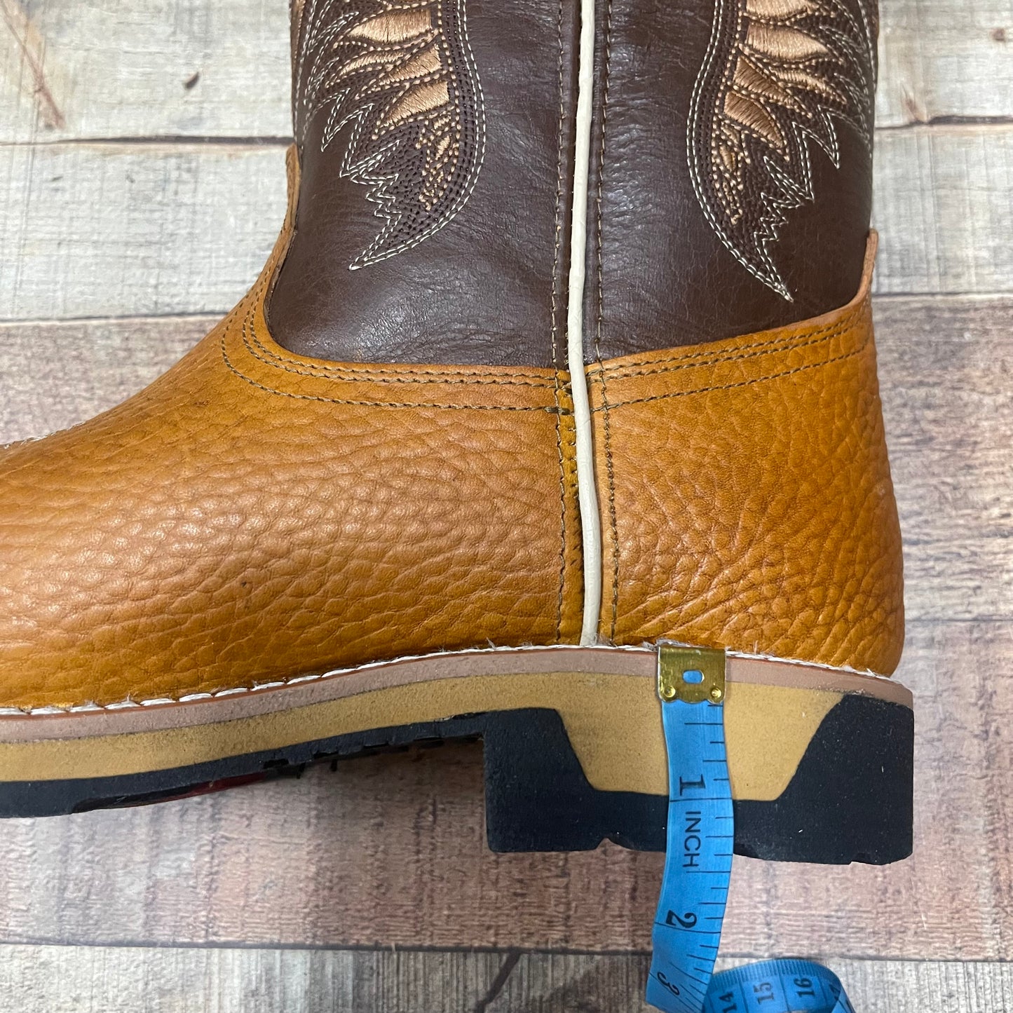 Bota de Trabajo Cuadrada con Suela Doble Densidad y Punta Cuadrada para Hombre Est.900