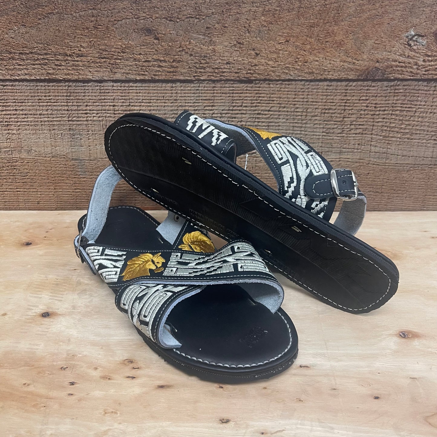 Men's Mexican Leather Cushioned Sandals Embroidery Horse Huarache Cruzado Acojinado Bordado de Caballo