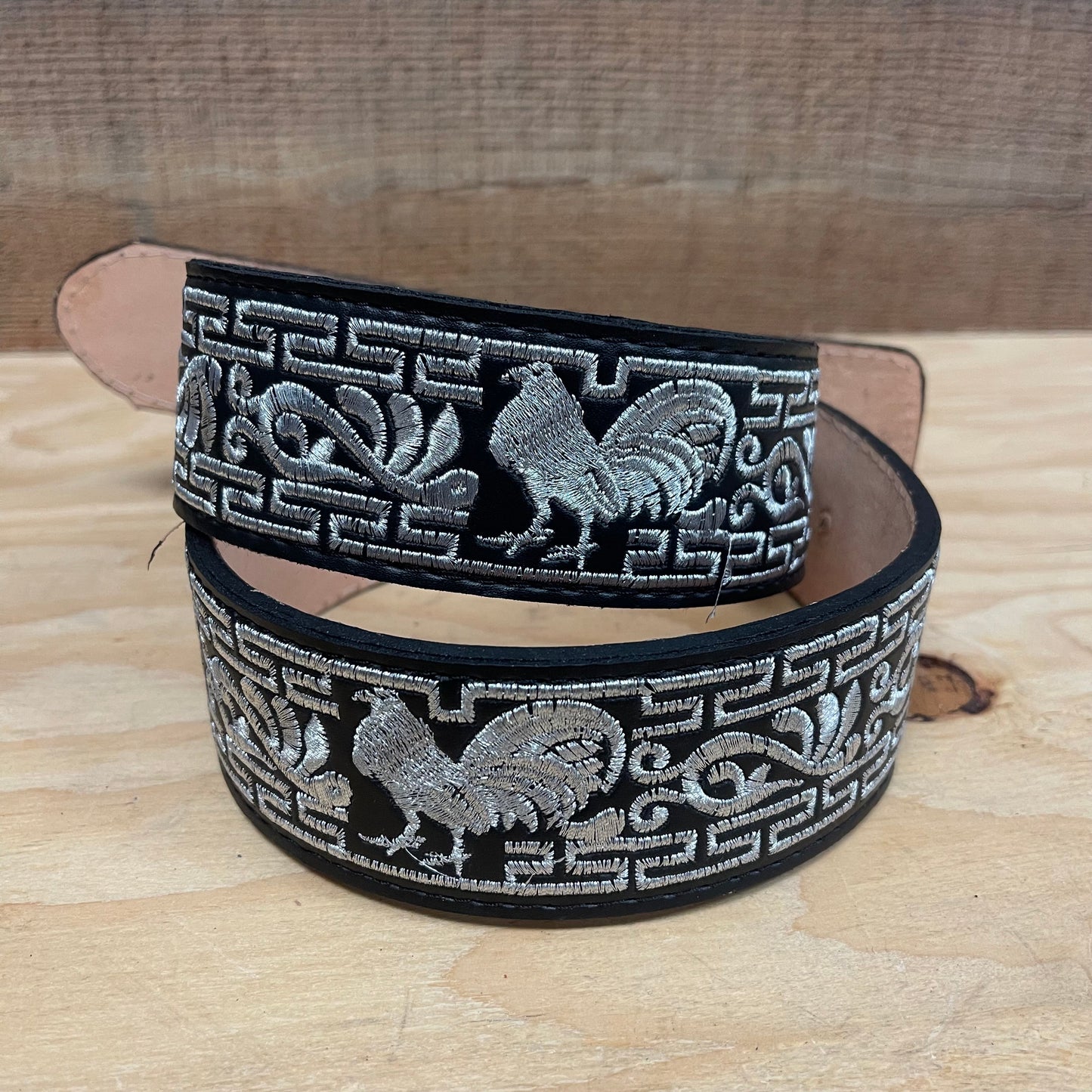 Men's Mexican Embroidered Belt Cinto Hilo Plateado