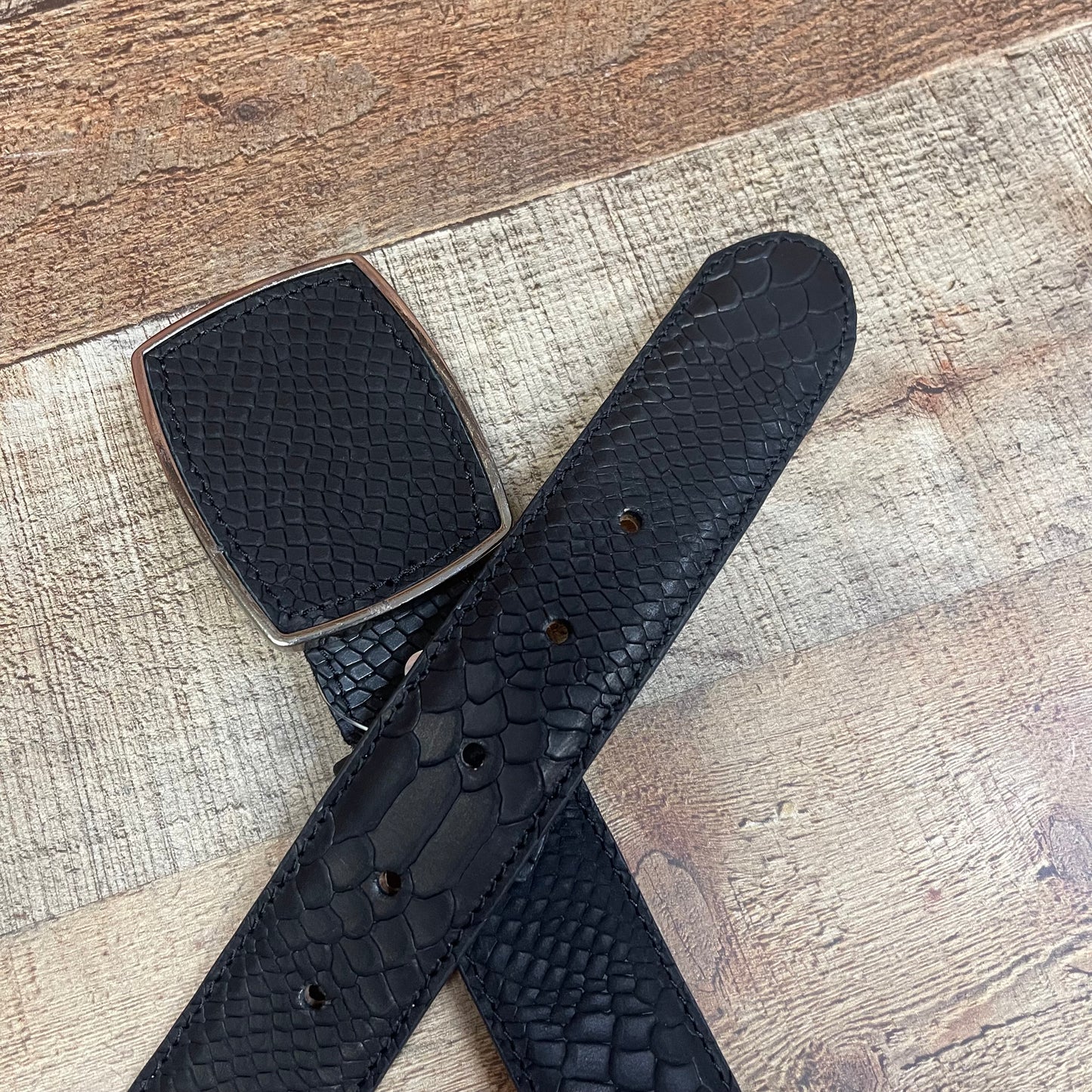 Men's Western Cowboy Genuine Leather Python Belt with Square Buckle Cinto Piton Hebilla Cuadrada