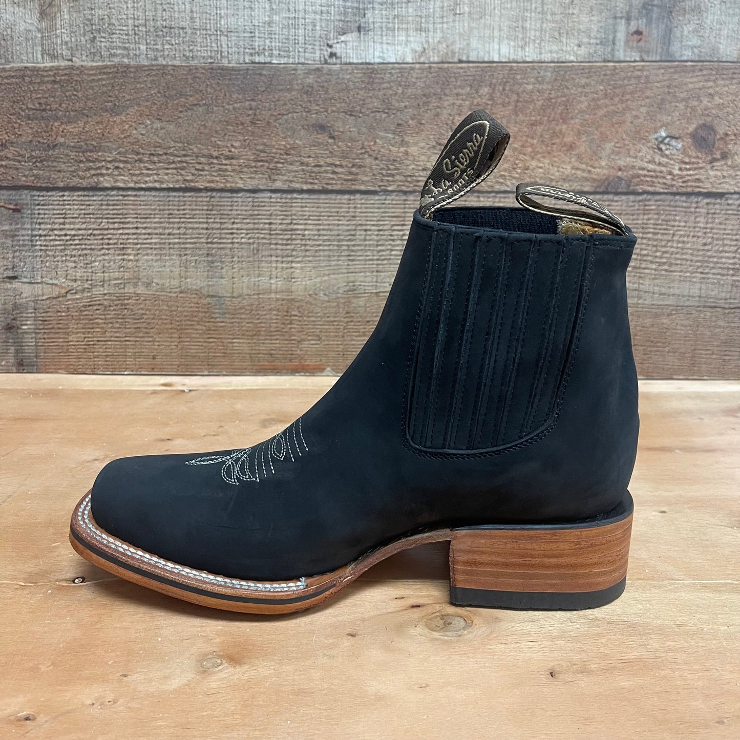 Men's Western Rodeo Ankle Boot Leather Sole Embroidered Design Botín Est.356