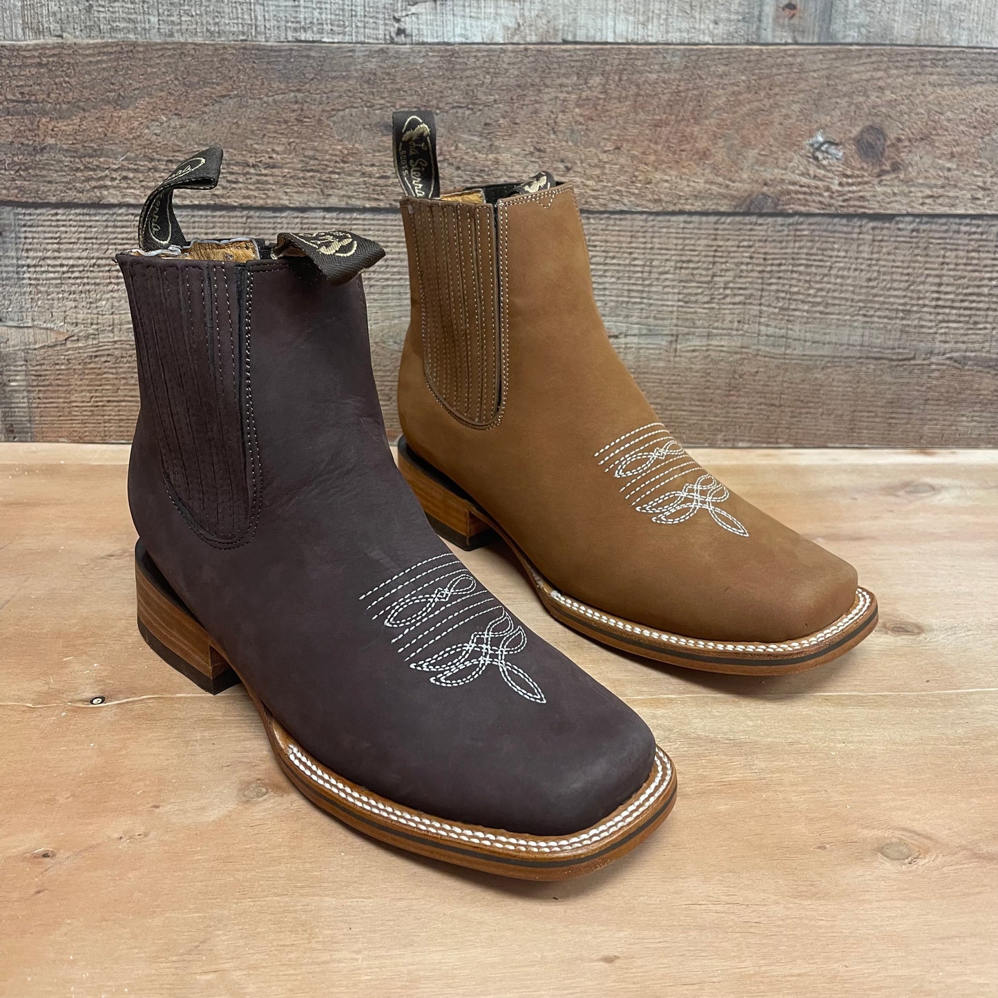 Men's Western Rodeo Ankle Boot Leather Sole Embroidered Design Botín Est.712