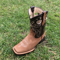Woman's Western Cowgirl Rodeo Boots Oleobuck Rubber Sole Est.700 Rodeo Dama