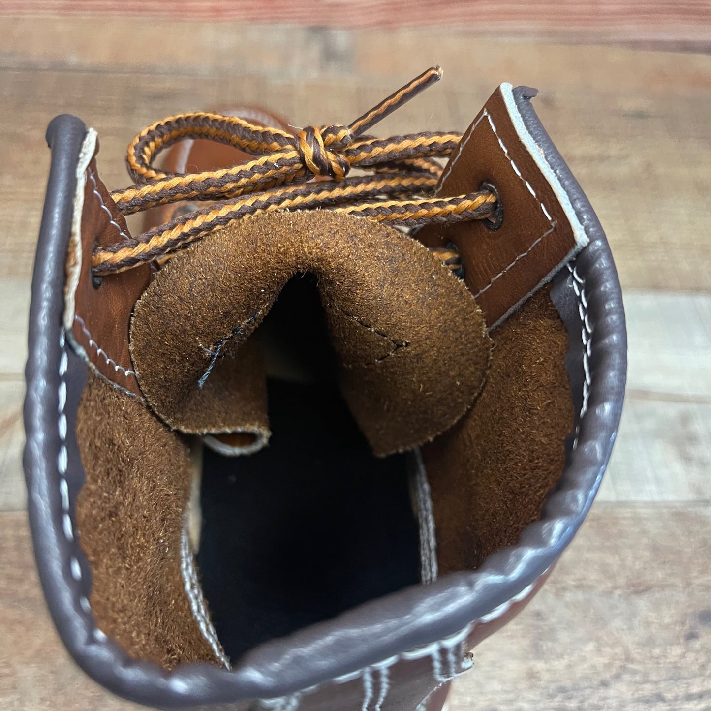 Men's Work Boots Genuine Leather Oil Water Resistant Strong and Light Weight Soles Est.250