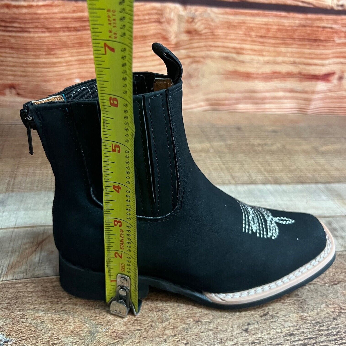 Botas vaqueras de rodeo para niño, precio estimado: 550