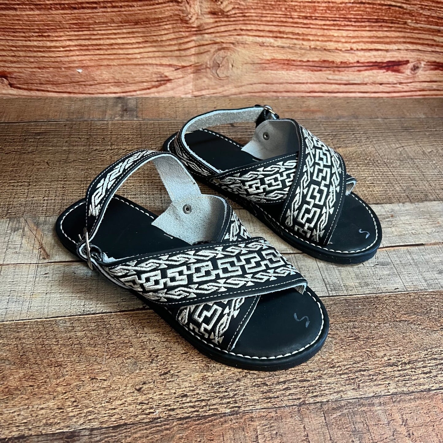 Men's Mexican Leather Cushioned Sandals Embroidery Sandal Huarache Cruzado Acojinado Bordado