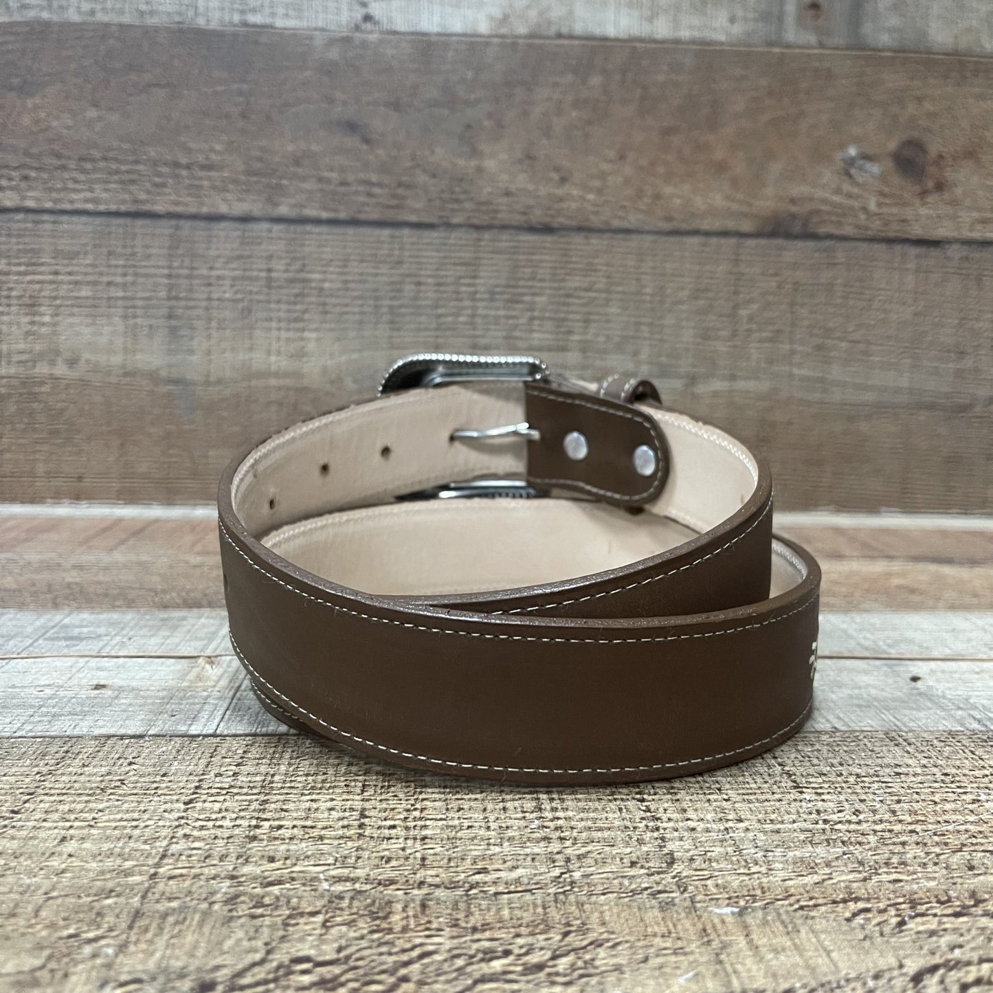 Women's Western Cowgirl Genuine Leather Belt with White Flower Embroidery Est.100