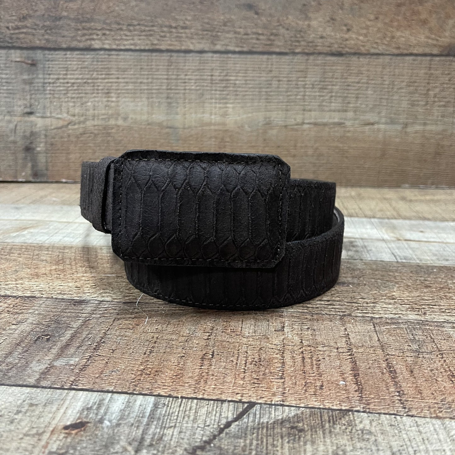 Men's Western Cowboy Genuine Leather Python Print Belt Cinto Imprenta Piton